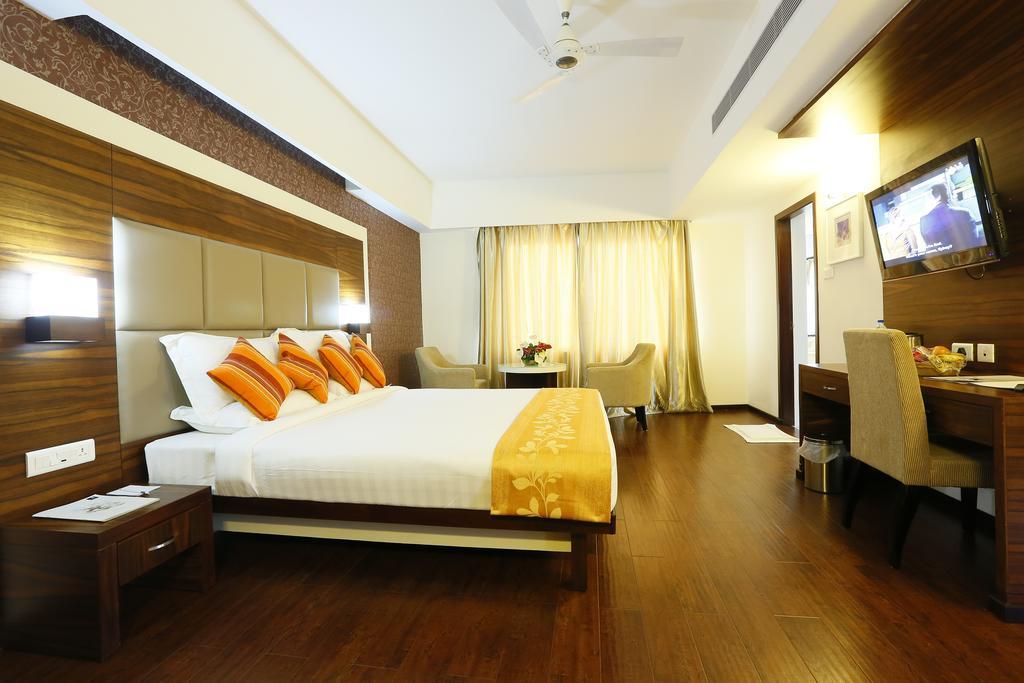 Hotel Moonlit Regency Thodupuzha Szoba fotó