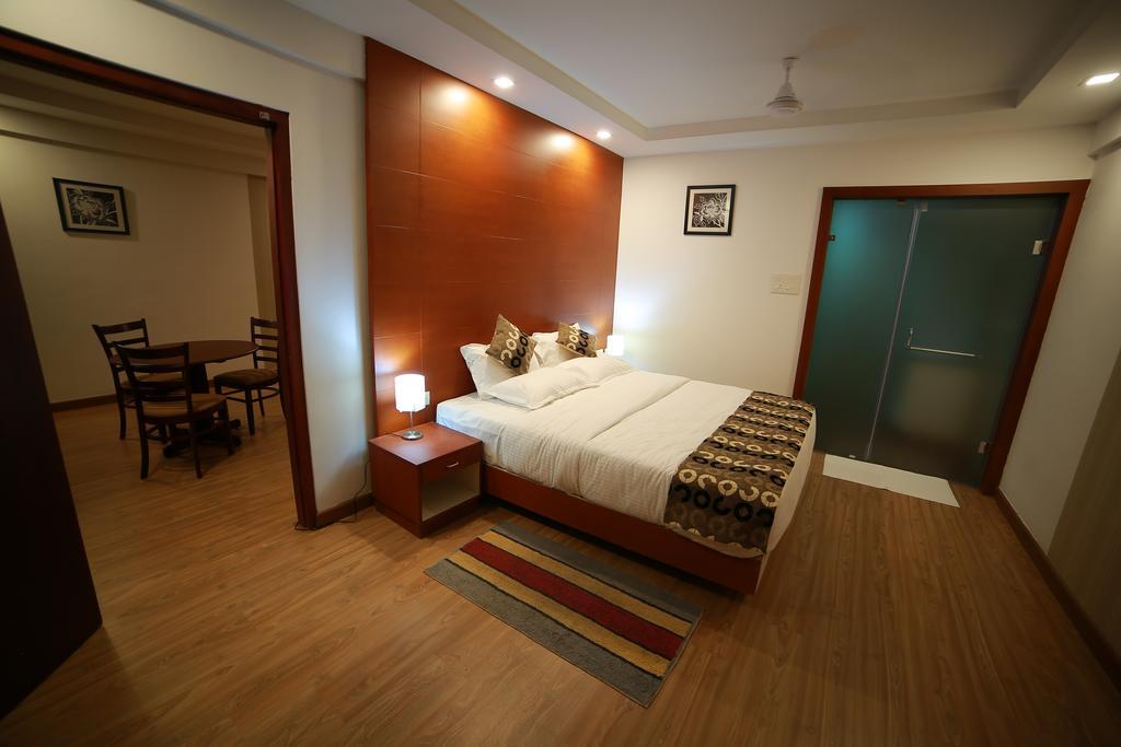 Hotel Moonlit Regency Thodupuzha Kültér fotó